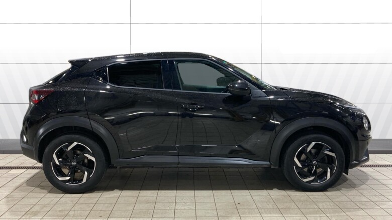 Nissan Juke 1.0 DiG-T 114 N-Connecta 5dr Petrol Hatchback